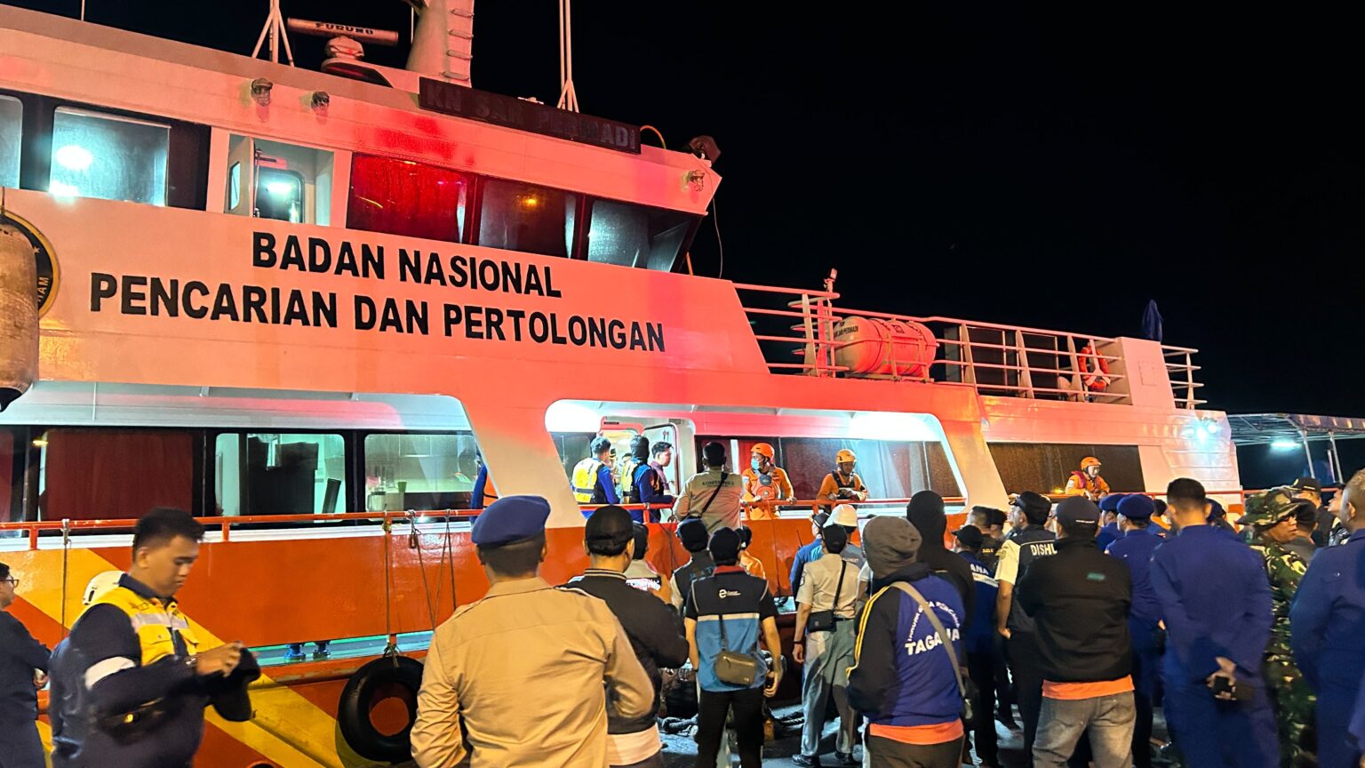 Aksi Kemanusiaan FRPB Bantu Evakuasi Korban Kapal Terbakar di Sumenep