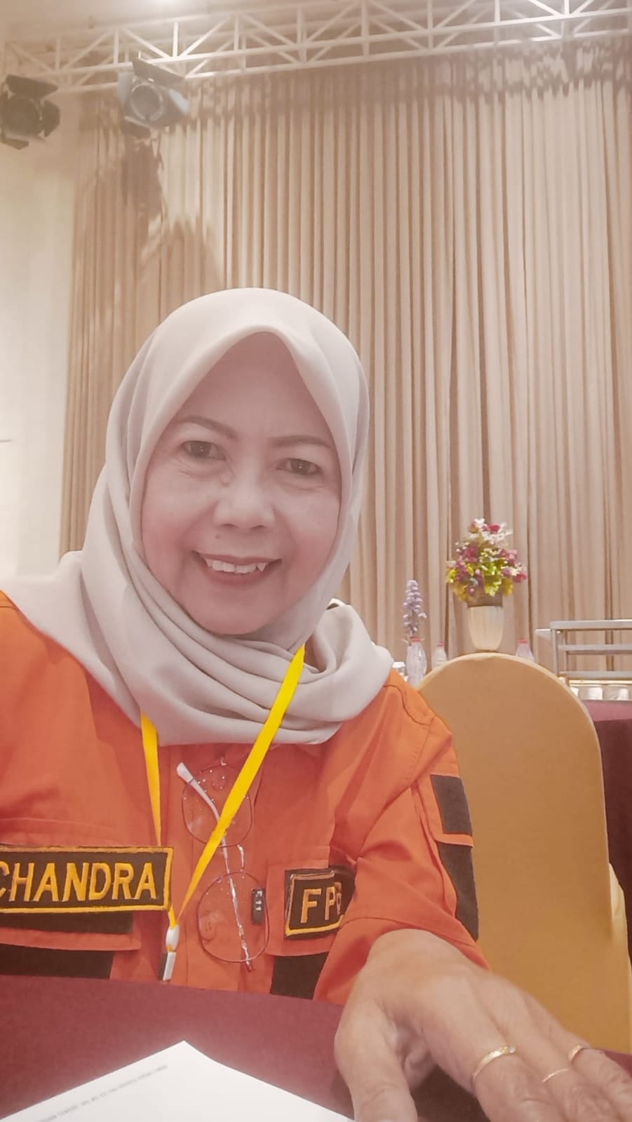 Dra. Chandra Kirana, Mpd